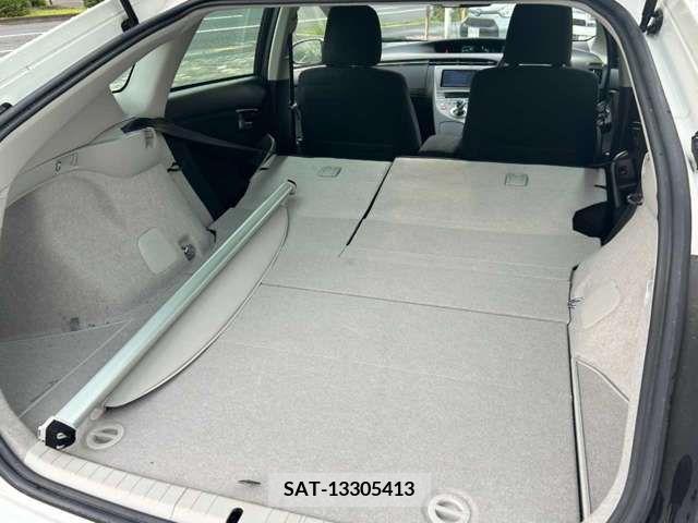 Toyota PRIUS 2013-08 382267-16