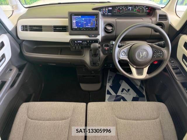 Honda N BOX 2022-02 307378-1