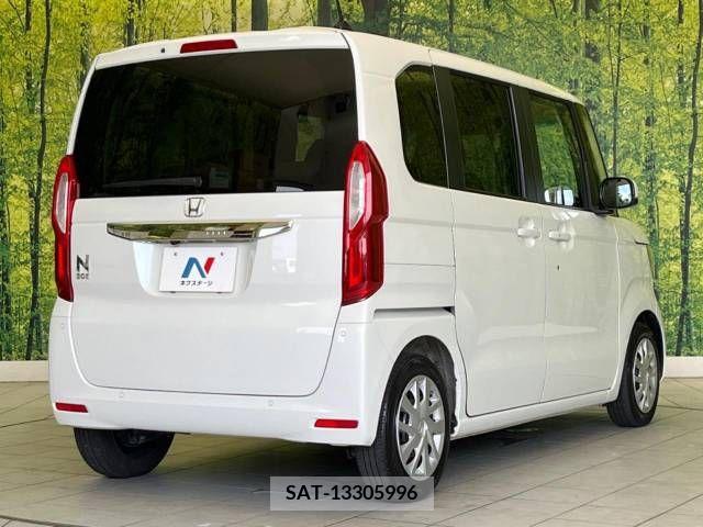 Honda N BOX 2022-02 307378-17
