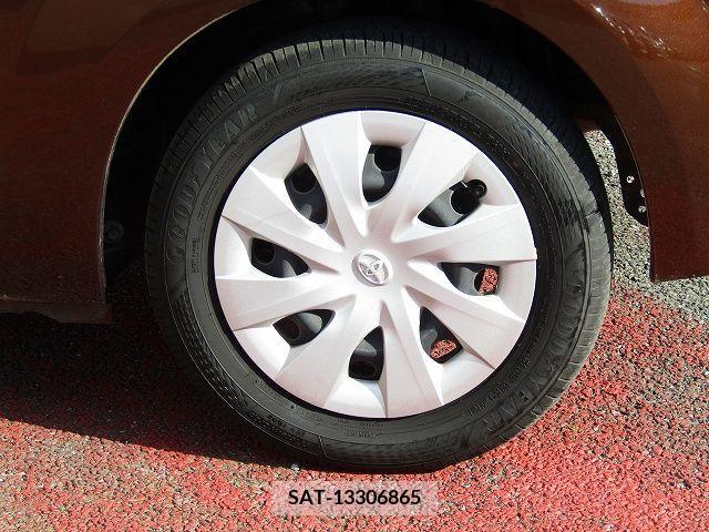 Toyota SPADE 2014-01 371976-26