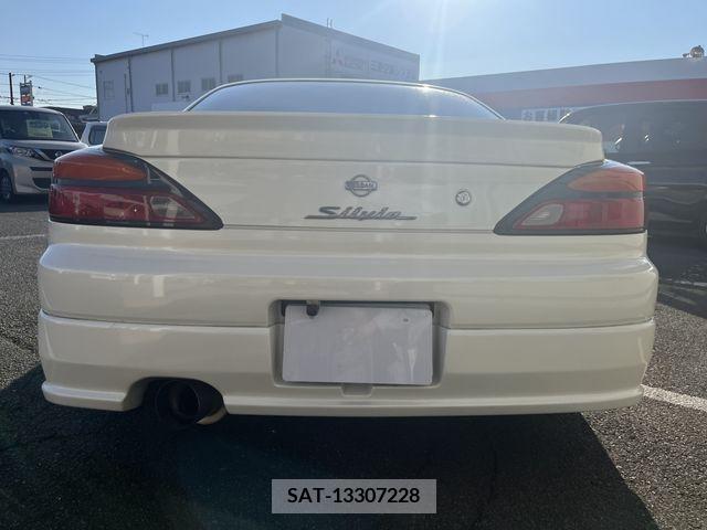 Nissan SILVIA 1999-07 369079-5