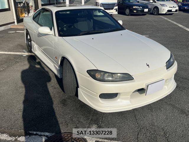 Nissan SILVIA 1999-07 369079-2
