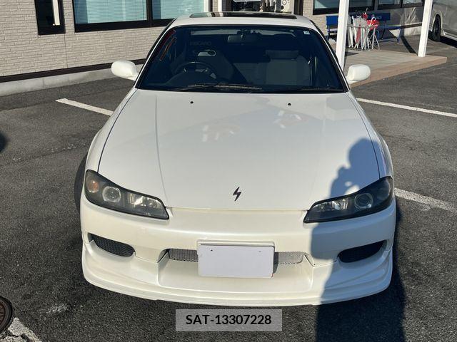 Nissan SILVIA 1999-07 369079-1