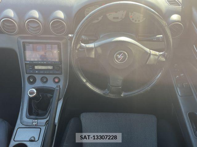 Nissan SILVIA 1999-07 369079-18