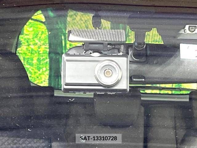 Honda FREED 2022-02 270589-7