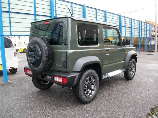 Suzuki JIMNY SIERRA 2023-10 189297-5