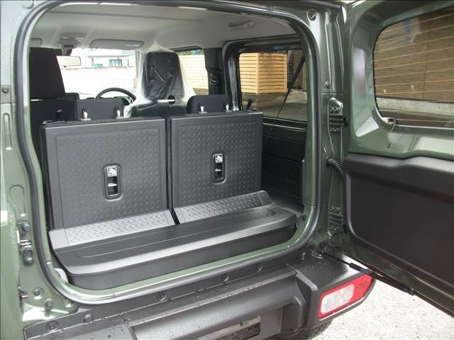 Suzuki JIMNY SIERRA 2023-10 189297-10