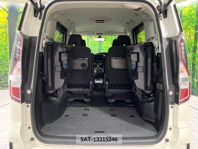 Nissan SERENA 2020-07 284126-10