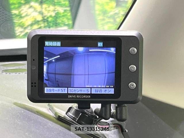 Nissan SERENA 2020-07 284126-5
