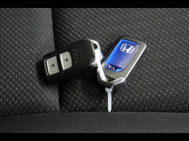 Honda VEZEL 2015-01 6989-4