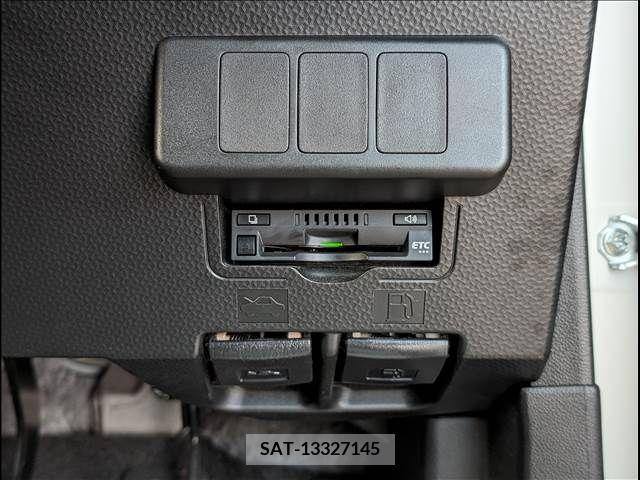 Toyota TANK 2017-09 212709-18