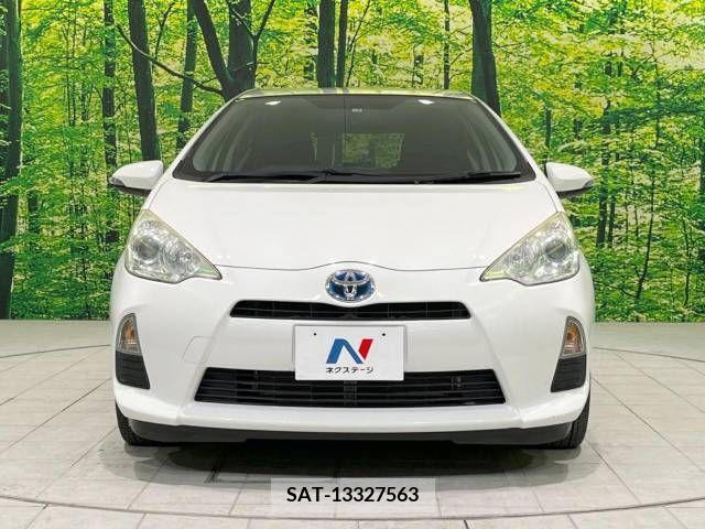 Toyota AQUA 2013-01 385699-14