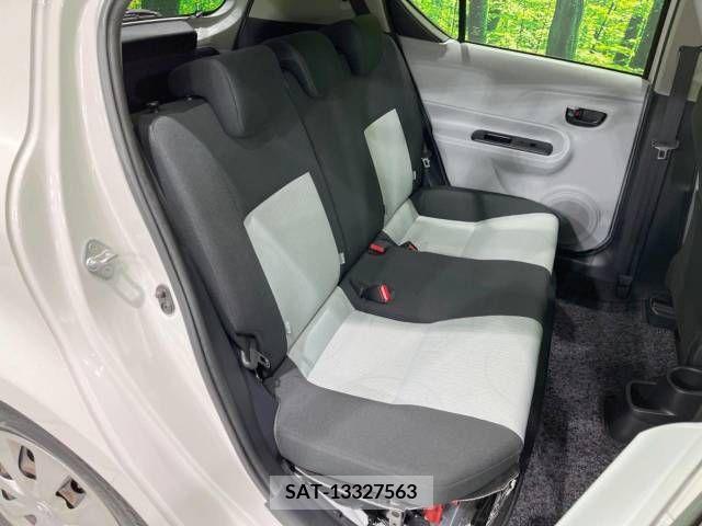 Toyota AQUA 2013-01 385699-9
