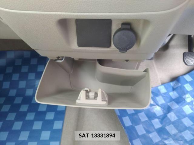 Suzuki SPACIA 2013-08 285634-18