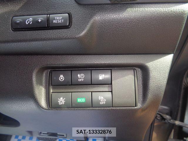 Nissan LEAF 2017-10 237387-10