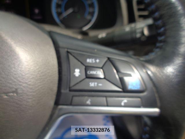 Nissan LEAF 2017-10 237387-14