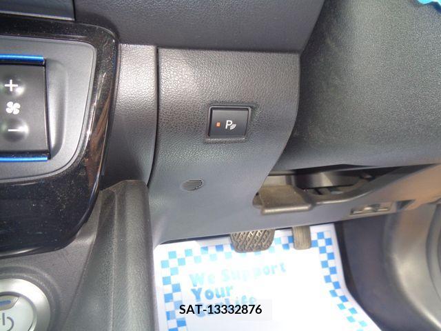 Nissan LEAF 2017-10 237387-13