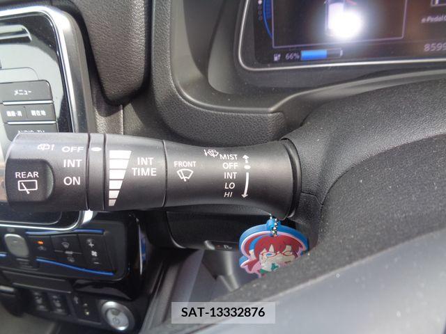 Nissan LEAF 2017-10 237387-17