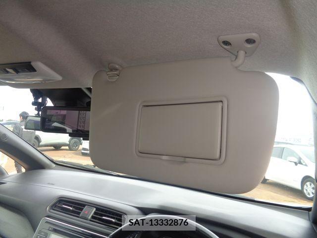 Nissan LEAF 2017-10 237387-20