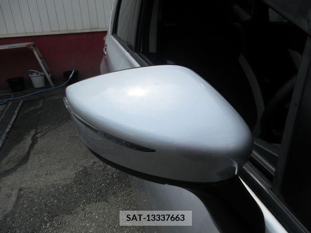 Nissan NOTE 2017-11 404777-15