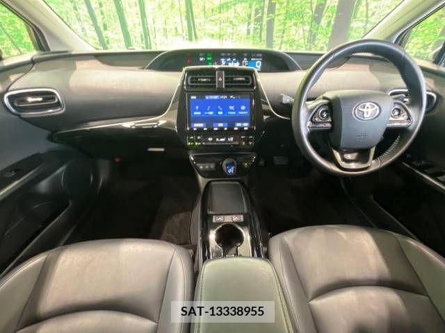 Toyota PRIUS 2019-07 393390-1
