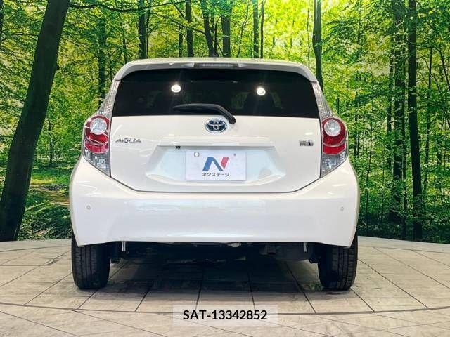 Toyota AQUA 2012-06 385016-15