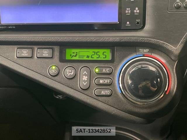 Toyota AQUA 2012-06 385016-7
