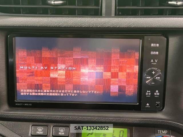 Toyota AQUA 2012-06 385016-2