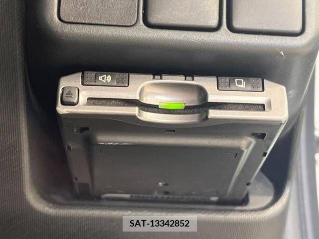 Toyota AQUA 2012-06 385016-6