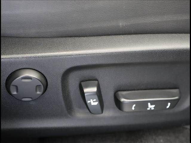 Lexus RX 2018-04 11096-21