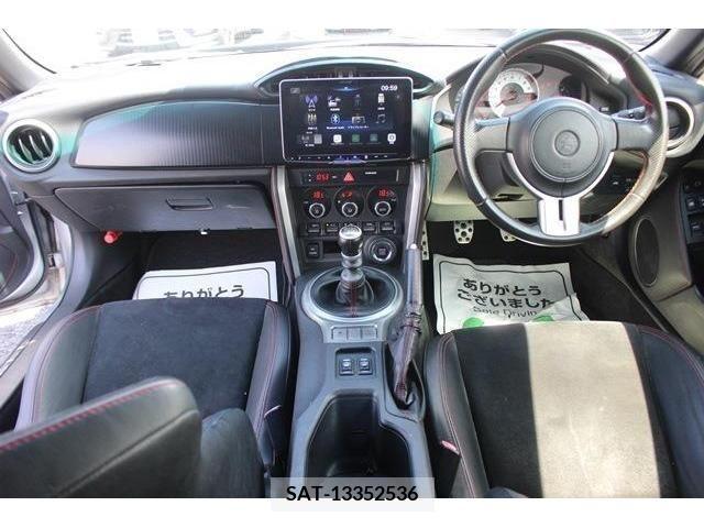 Toyota 86 2012-08 347557-15
