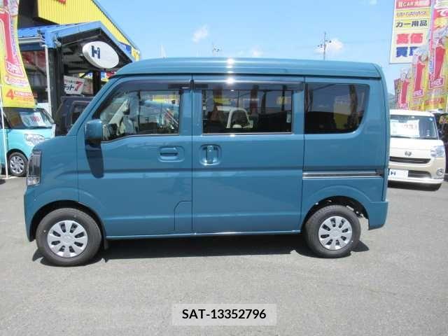 Suzuki EVERY 2024-04 301667-4