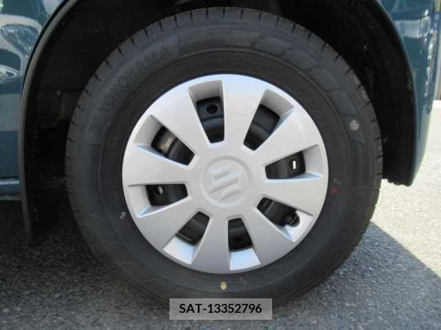 Suzuki EVERY 2024-04 301667-18