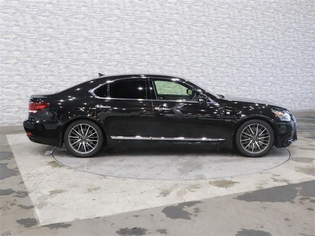 Lexus LS 2012-11 3975-6