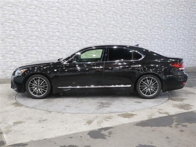 Lexus LS 2012-11 3975-5