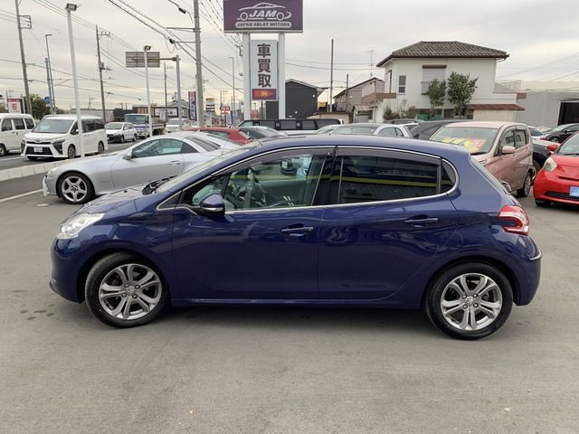 Peugeot 208 2013-11 5170-6