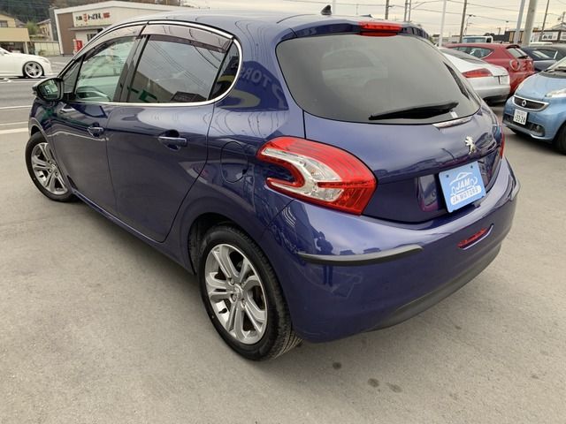 Peugeot 208 2013-11 5170-7