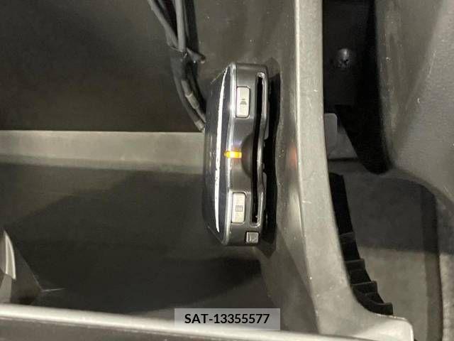 Suzuki ALTO 2019-06 389143-4