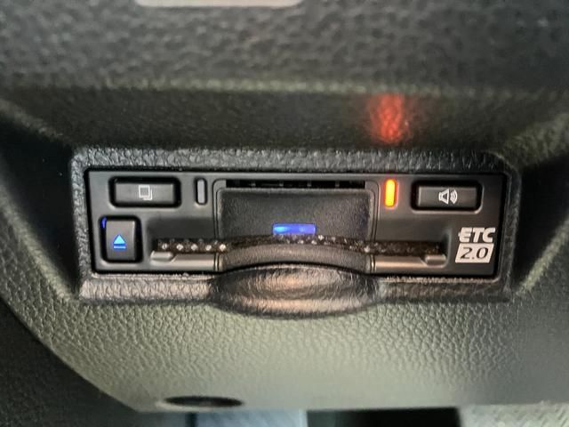 Toyota NOAH HYBRID 2023-10 184138-19