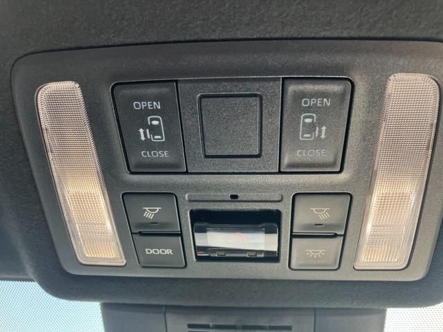 Toyota NOAH HYBRID 2023-10 184138-26