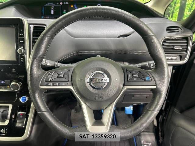 Nissan SERENA 2018-04 393910-12