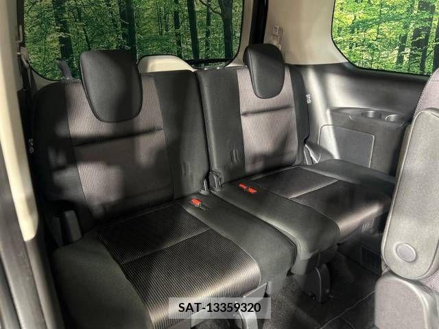 Nissan SERENA 2018-04 393910-10