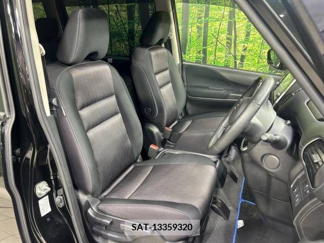 Nissan SERENA 2018-04 393910-8