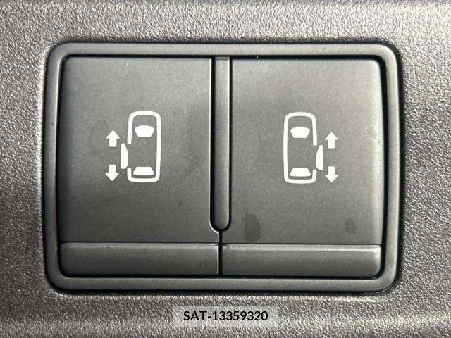 Nissan SERENA 2018-04 393910-7