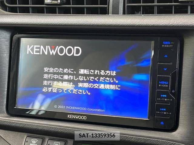 Toyota AQUA 2013-11 338296-2