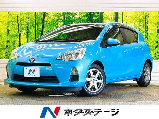 Toyota AQUA 2013-11 338296-0