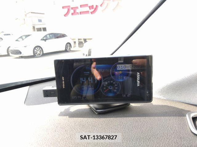 Toyota PRIUS 2016-02 381721-13