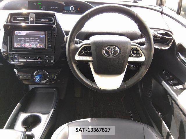 Toyota PRIUS 2016-02 381721-3
