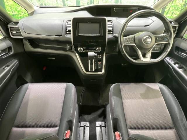 Nissan SERENA 2016-08 24843-1