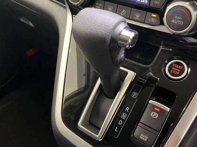 Nissan SERENA 2016-08 24843-19